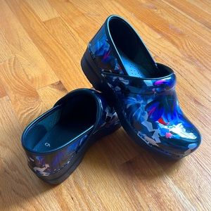 Dansko Women's Navy Blue Multi Floral Patent Clogs